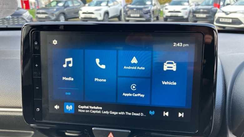 Toyota Yaris 1.5 Hybrid Design 5dr CVT Hybrid Hatchback